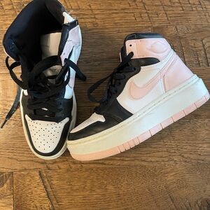 Nike Women's Black and Pink High-Top Sneakers